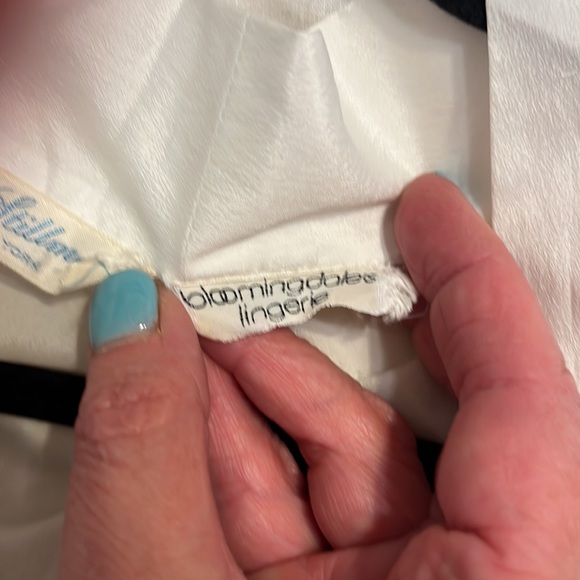 Vintage Robe - Picture 4 of 5